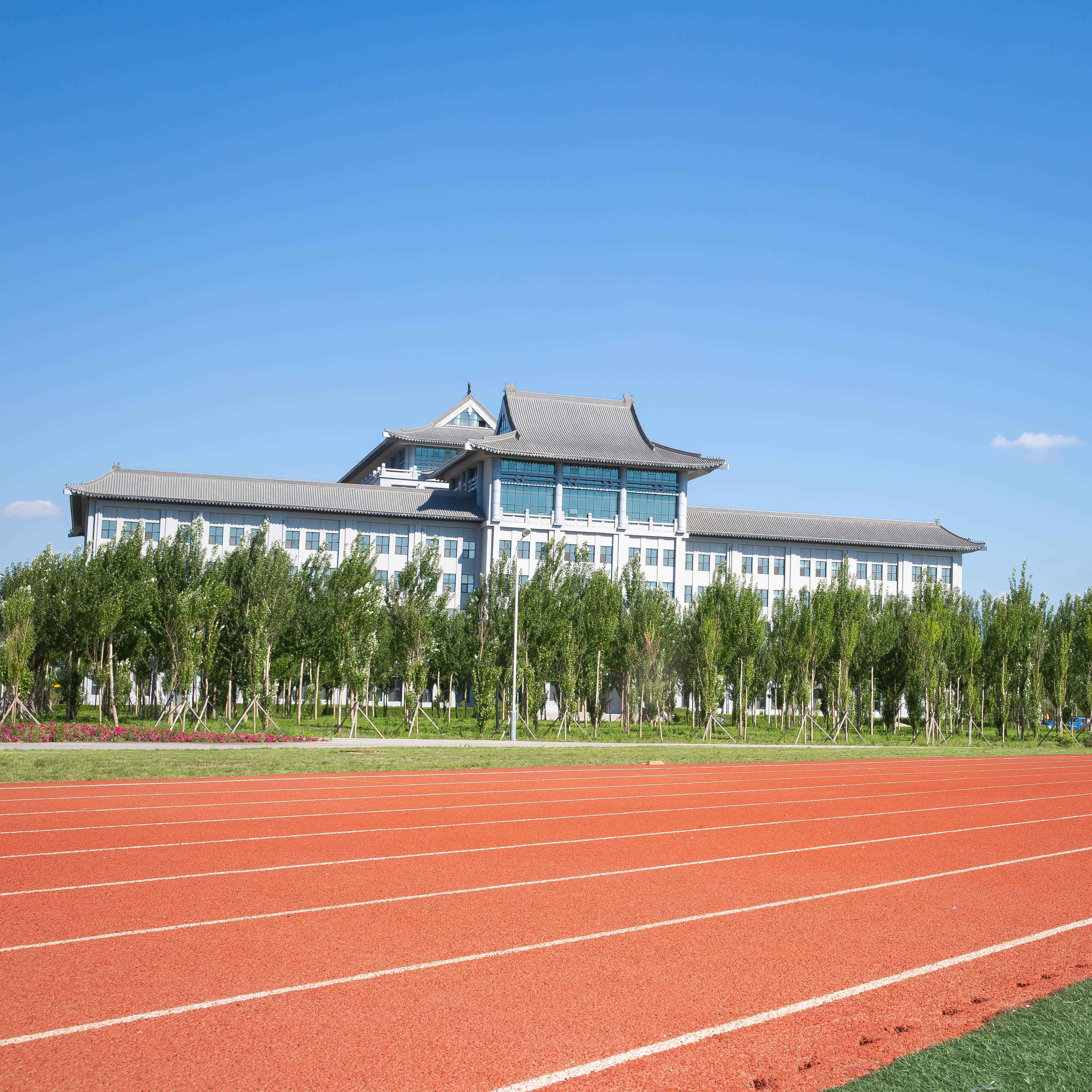 哈尔滨信息工程学院本科招生3大亮点，助你毕业即领跑